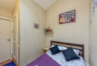 Хостел Страна Чудес Санкт-Петербург Двухместный номер с окном и собственными удобствами-8